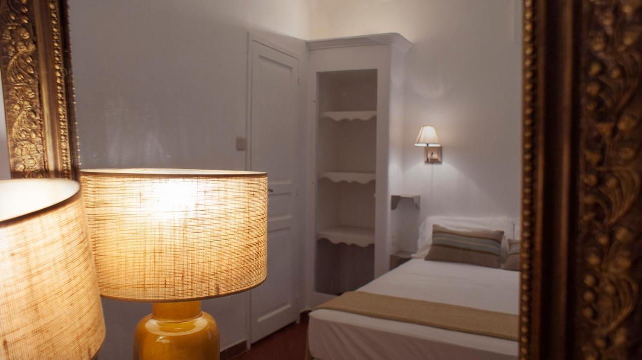 Logis Hotel & Restaurant Du Parc Gemenos Ngoại thất bức ảnh